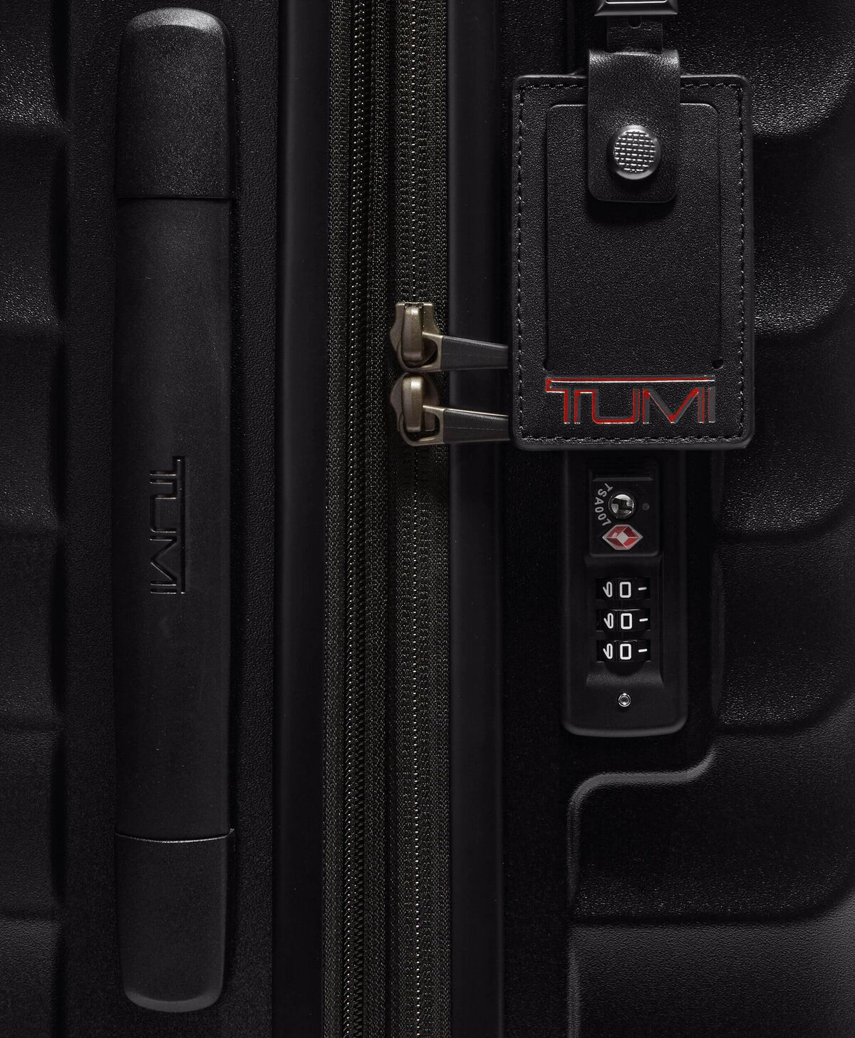 TUMI 19 Degree INTL EXP 4 WHL C/O  Black Textured