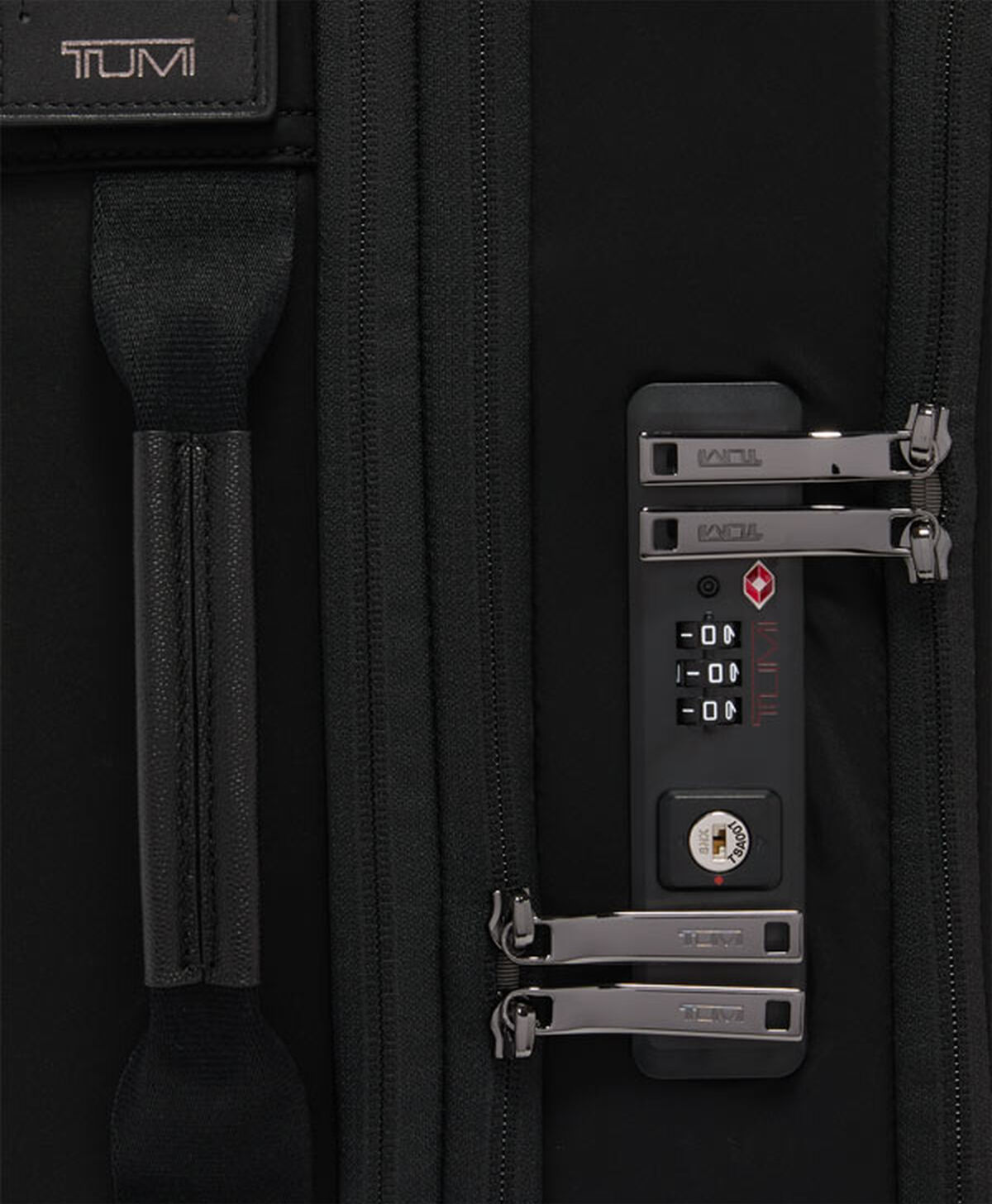 TUMI Léger International Expandable Carry-On