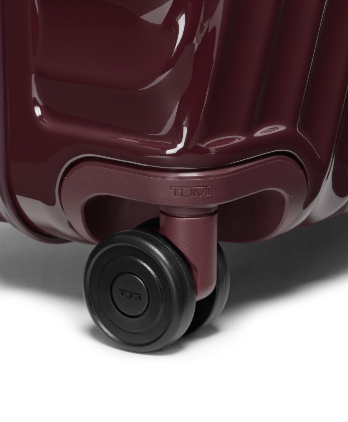 TUMI Extended Trip Expandable Checked Luggage 77,5 cm