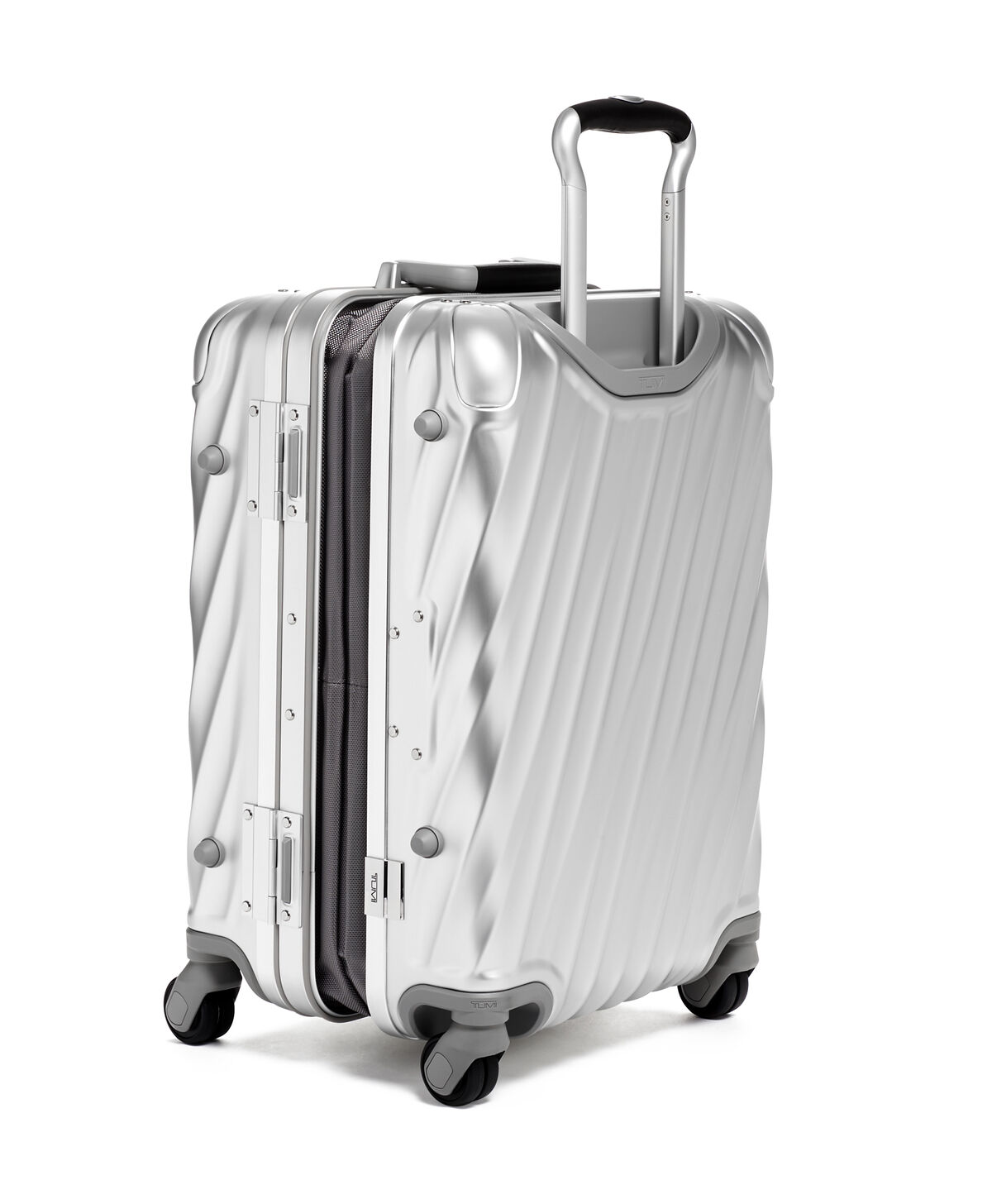 TUMI 19 Degree Aluminium INTL EXP CARRY-ON Silver