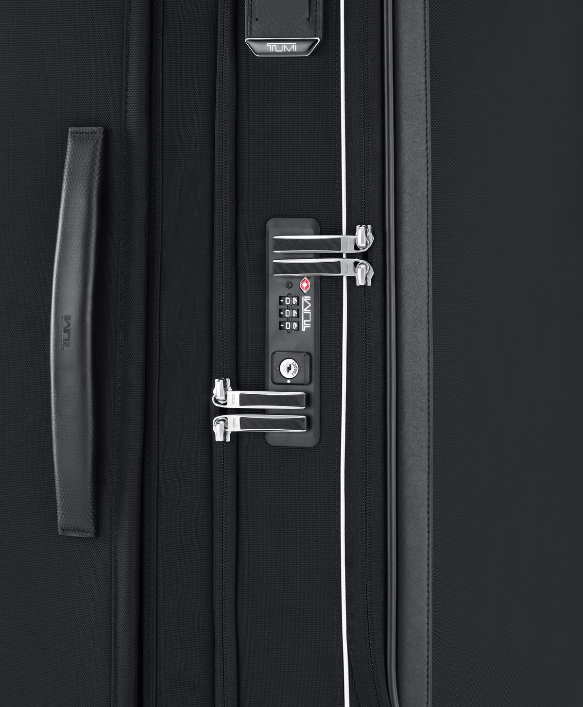 TUMI Extended Trip Expandable Checked Luggage 77,5 cm