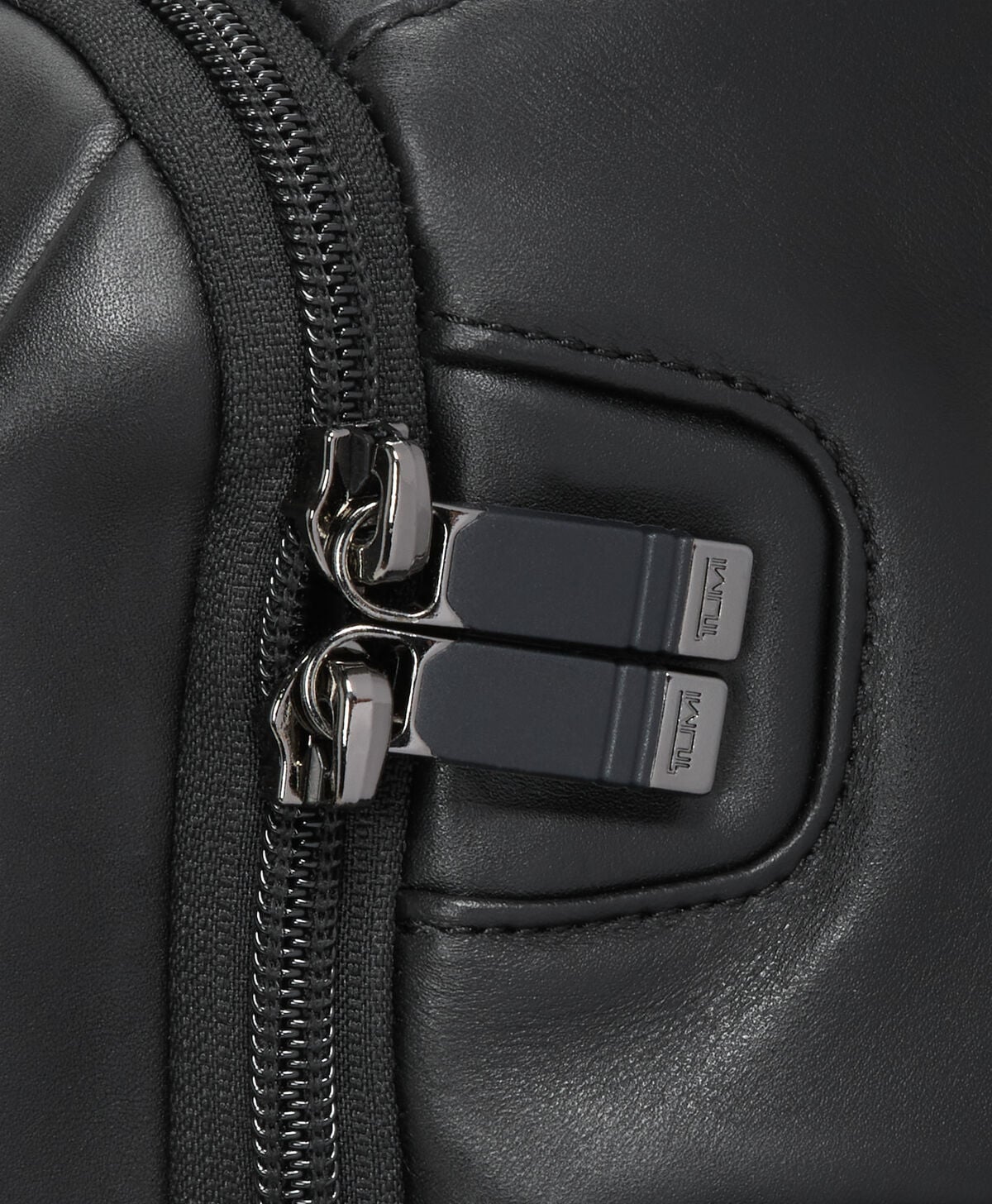 Alpha TUMI Brief Pack&reg;