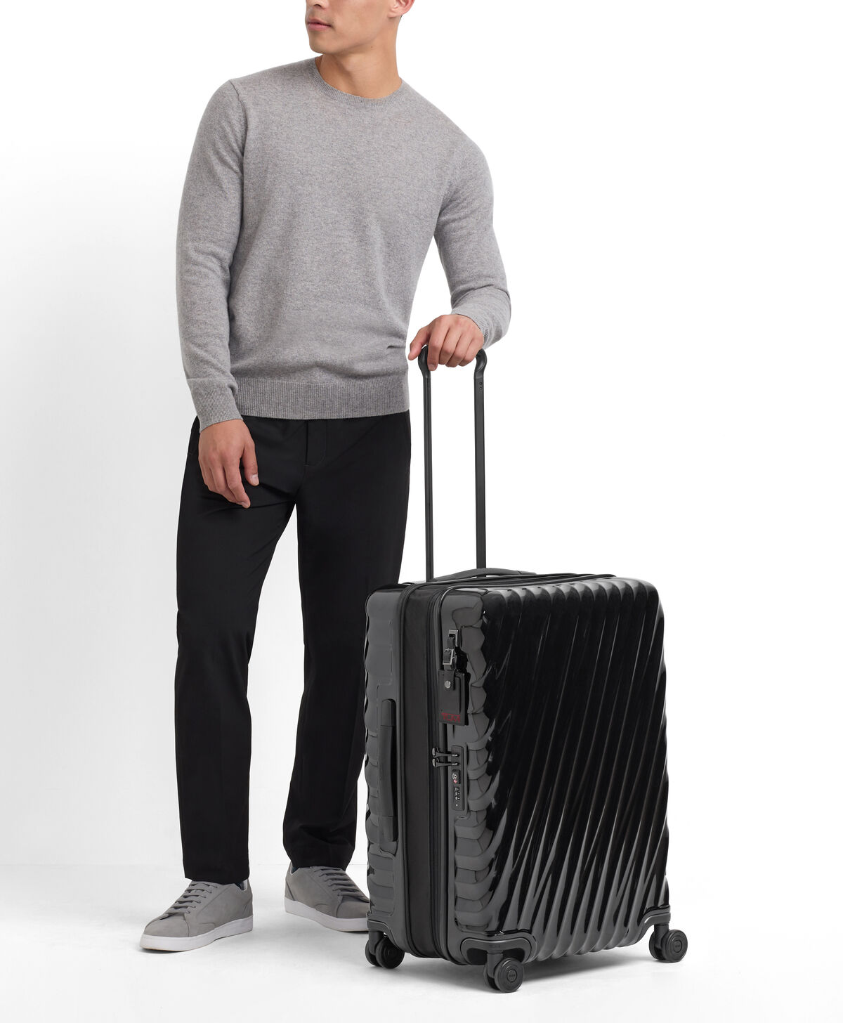 TUMI 19 Degrees ST EXP 4 WHL P/C  Black