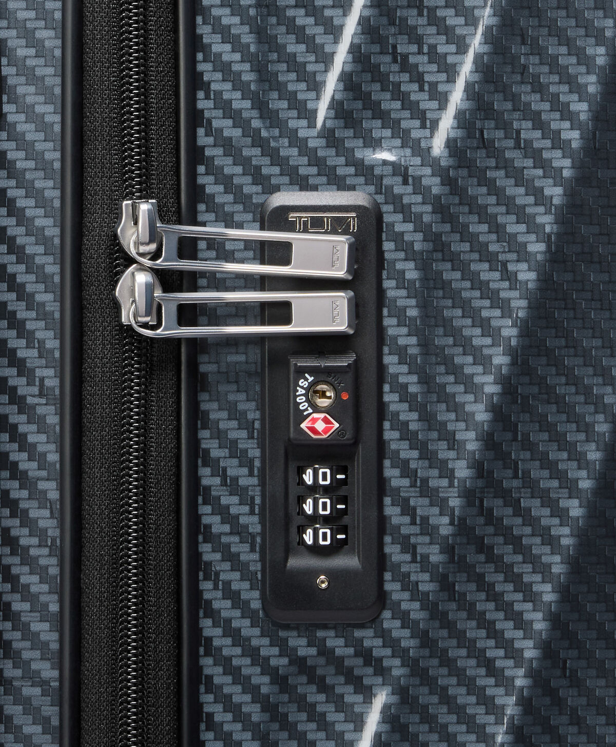 TUMI Extended Trip Checked Luggage 76 cm