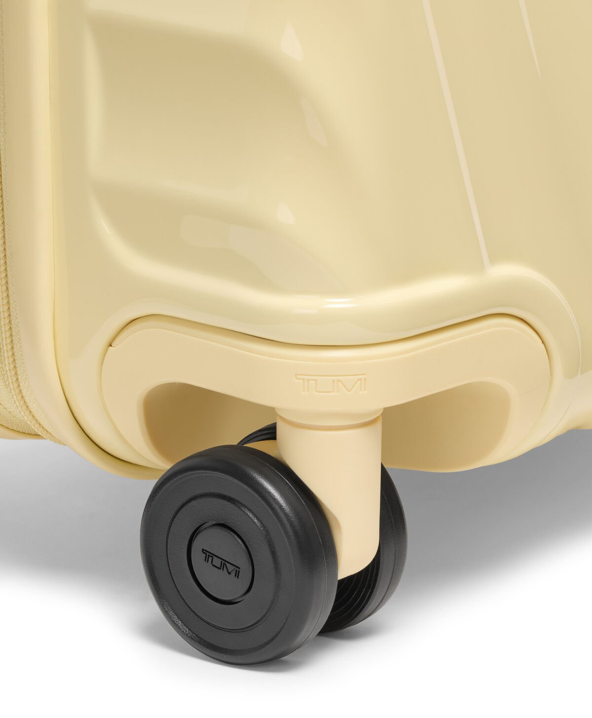 19 Degree Expandable Cabin | TUMI Expandable Cabin