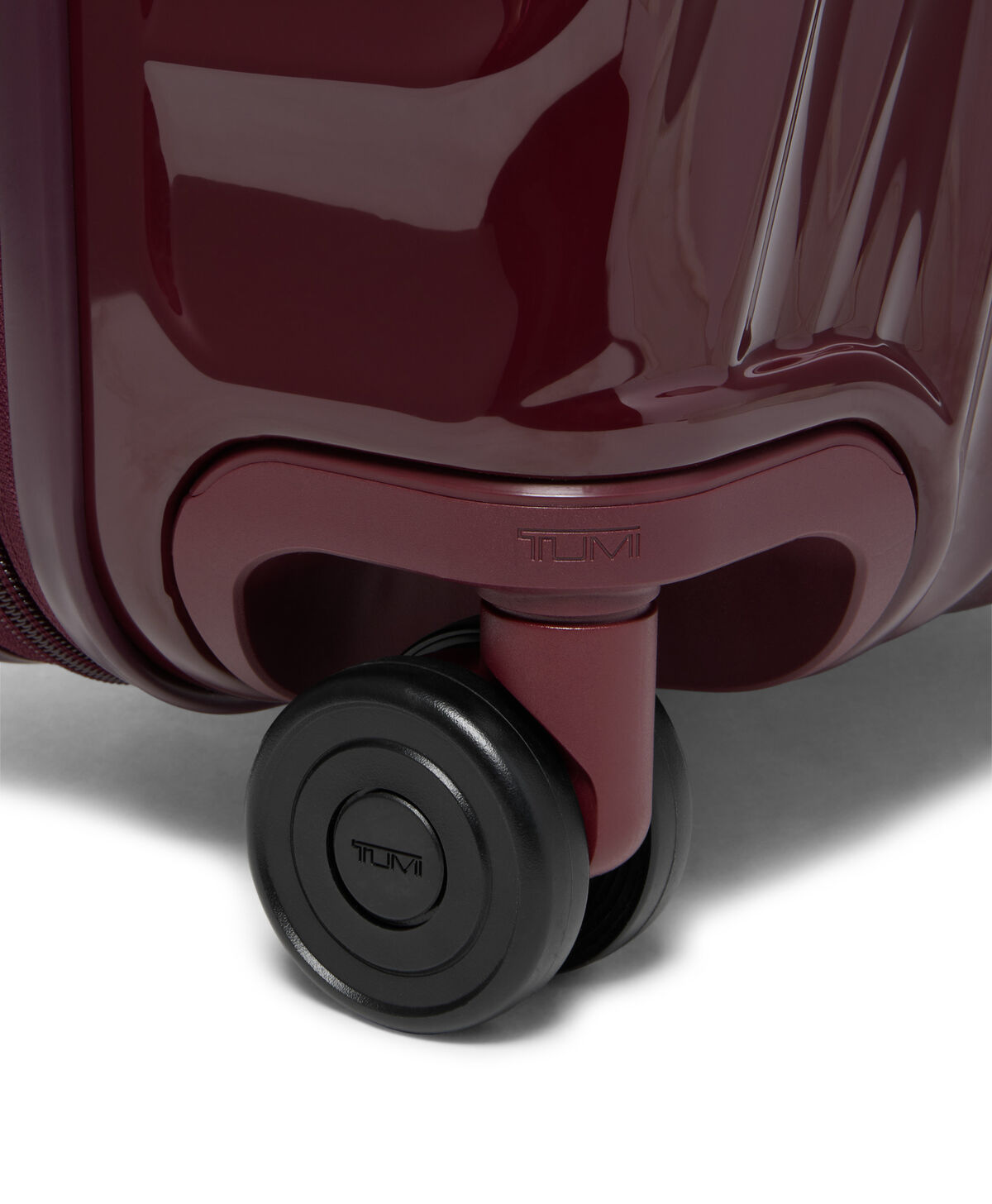 TUMI International Expandable Carry-On 55 cm