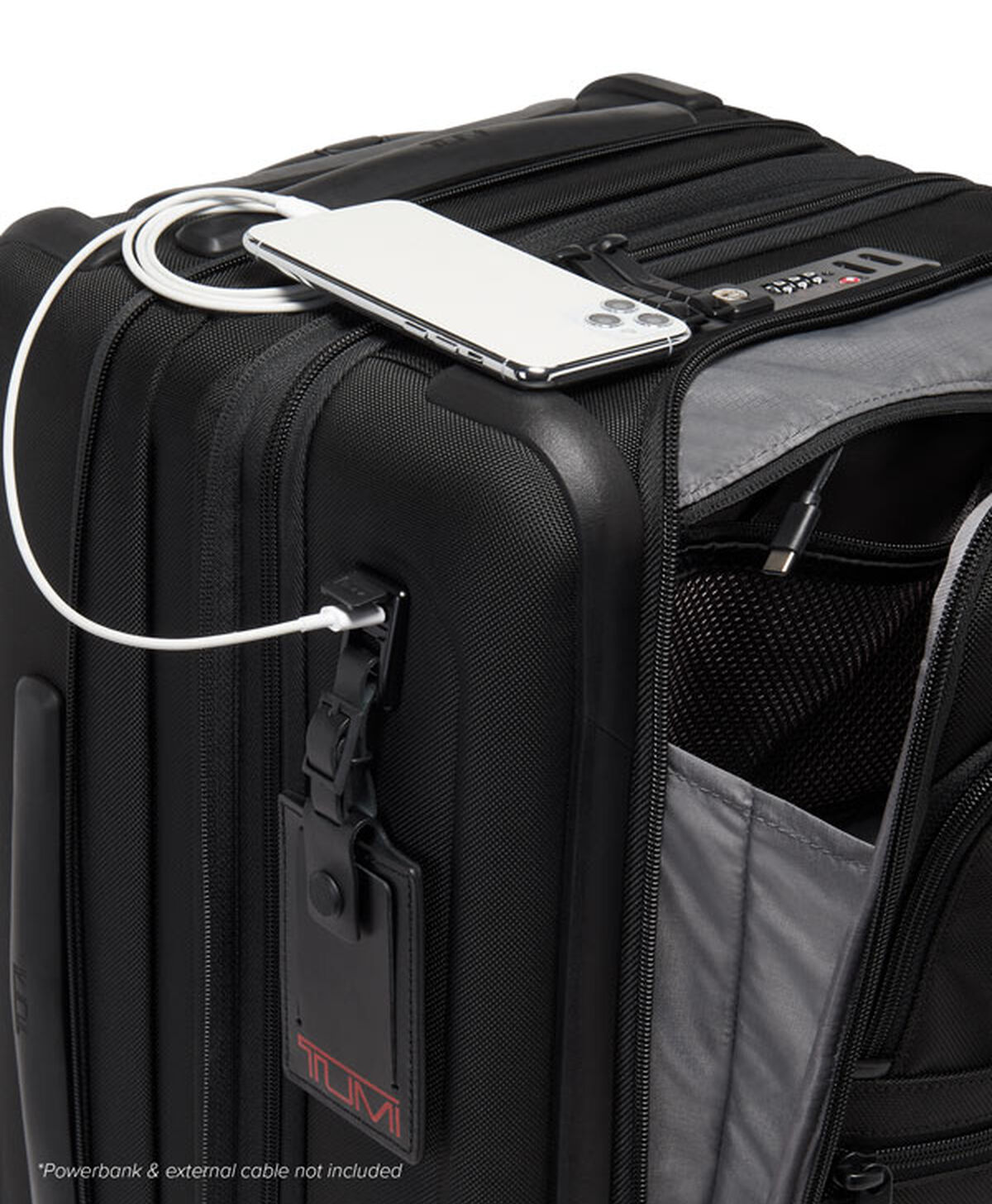 TUMI Alpha 3 INTL EXP 4 WHL C/O Black