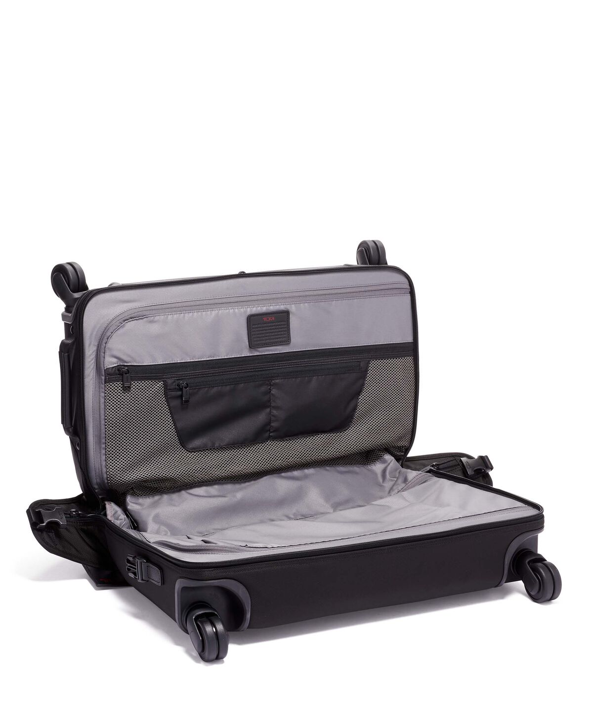 TUMI Alpha 3 GARMENT 4 WHL C/O Black