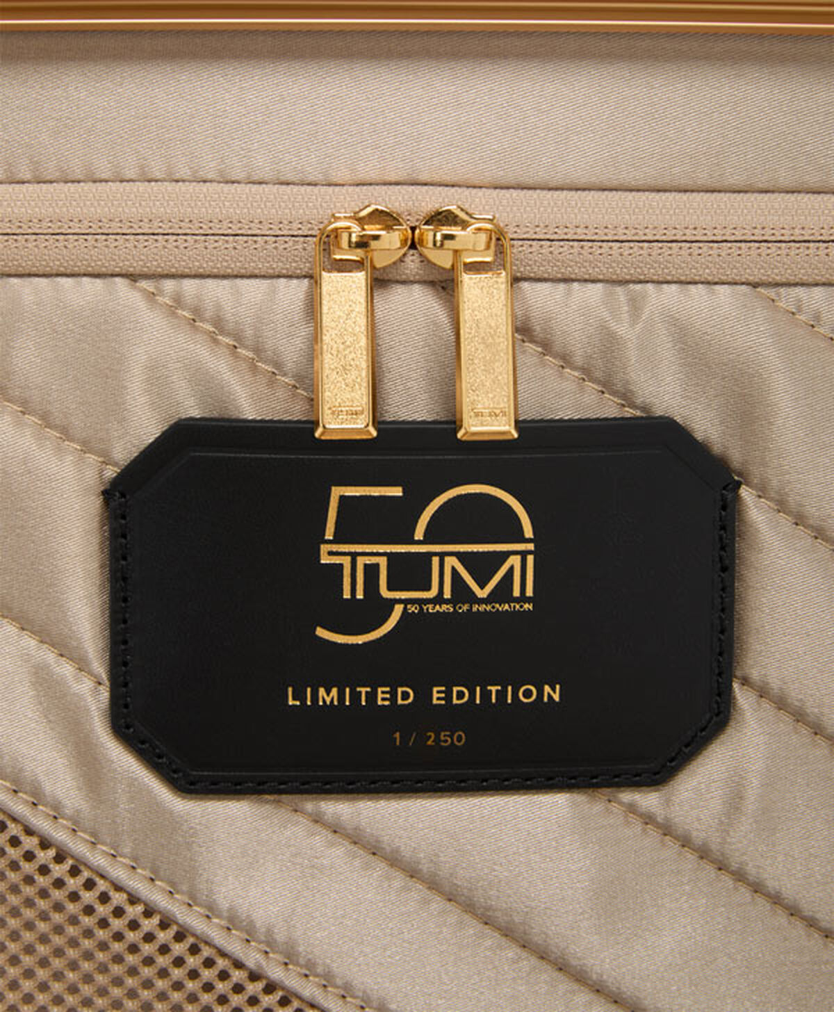 TUMI International Carry-On 56 cm