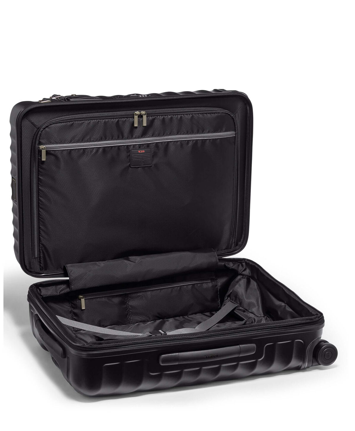 TUMI 19 Degree ST EXP 4 WHL P/C  Black Textured