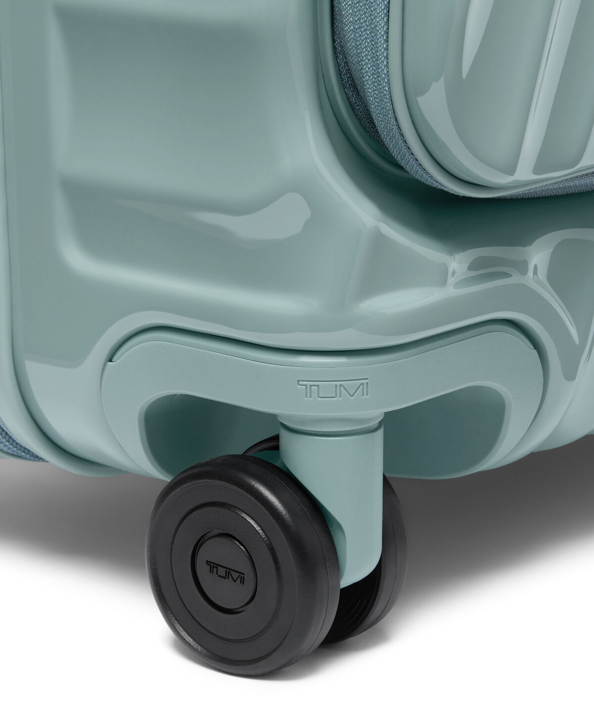 19 Degree Front Access Large Front Access Expandable Checked