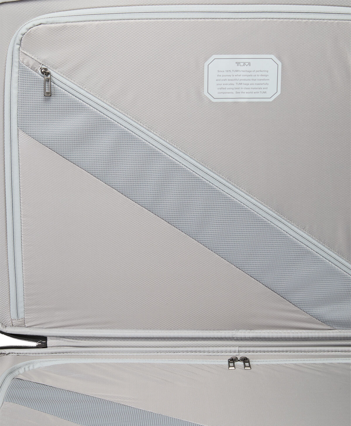 TUMI Extended Trip Checked Luggage 76 cm