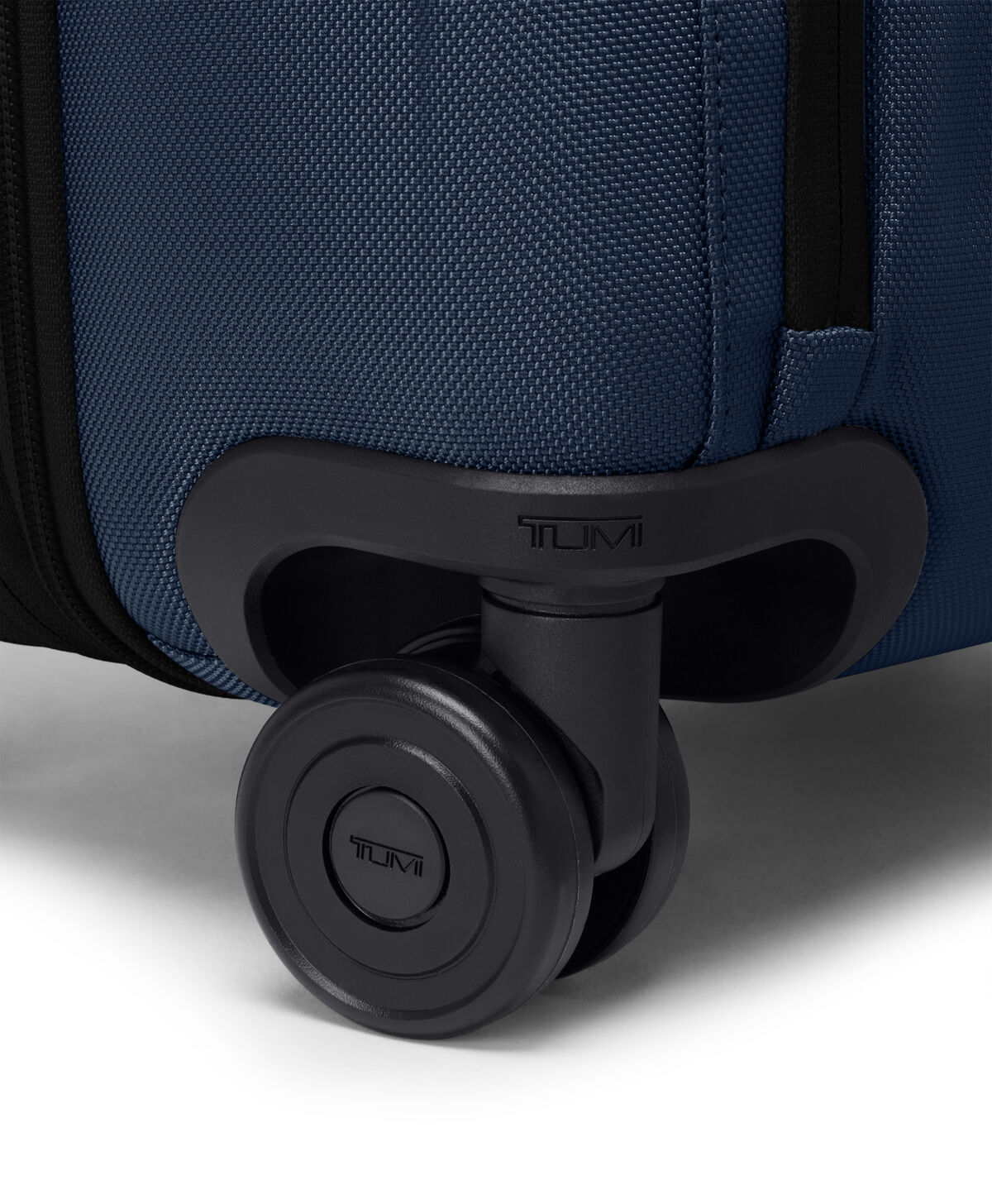 Alpha Dual Access Expandable Cabin