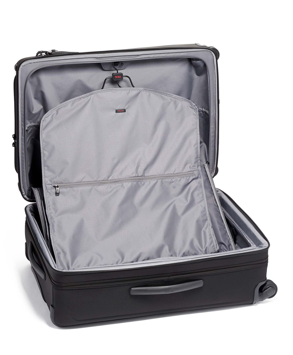 TUMI Alpha 3 MD TRIP EXP 4 WHL P/C Black